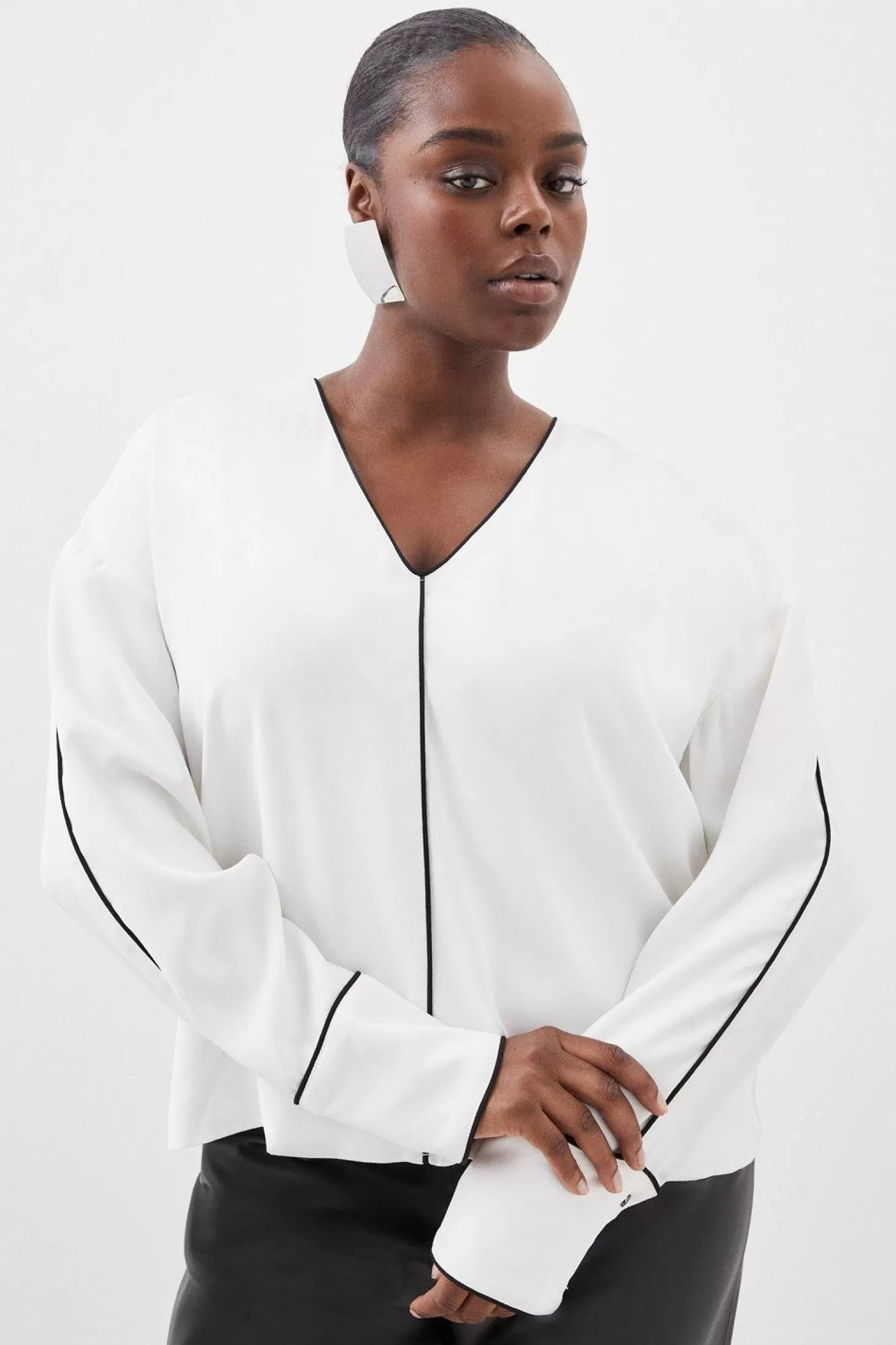 Karen Millen Plus Size Mono Satin Back Woven Crepe Contrast Blouse