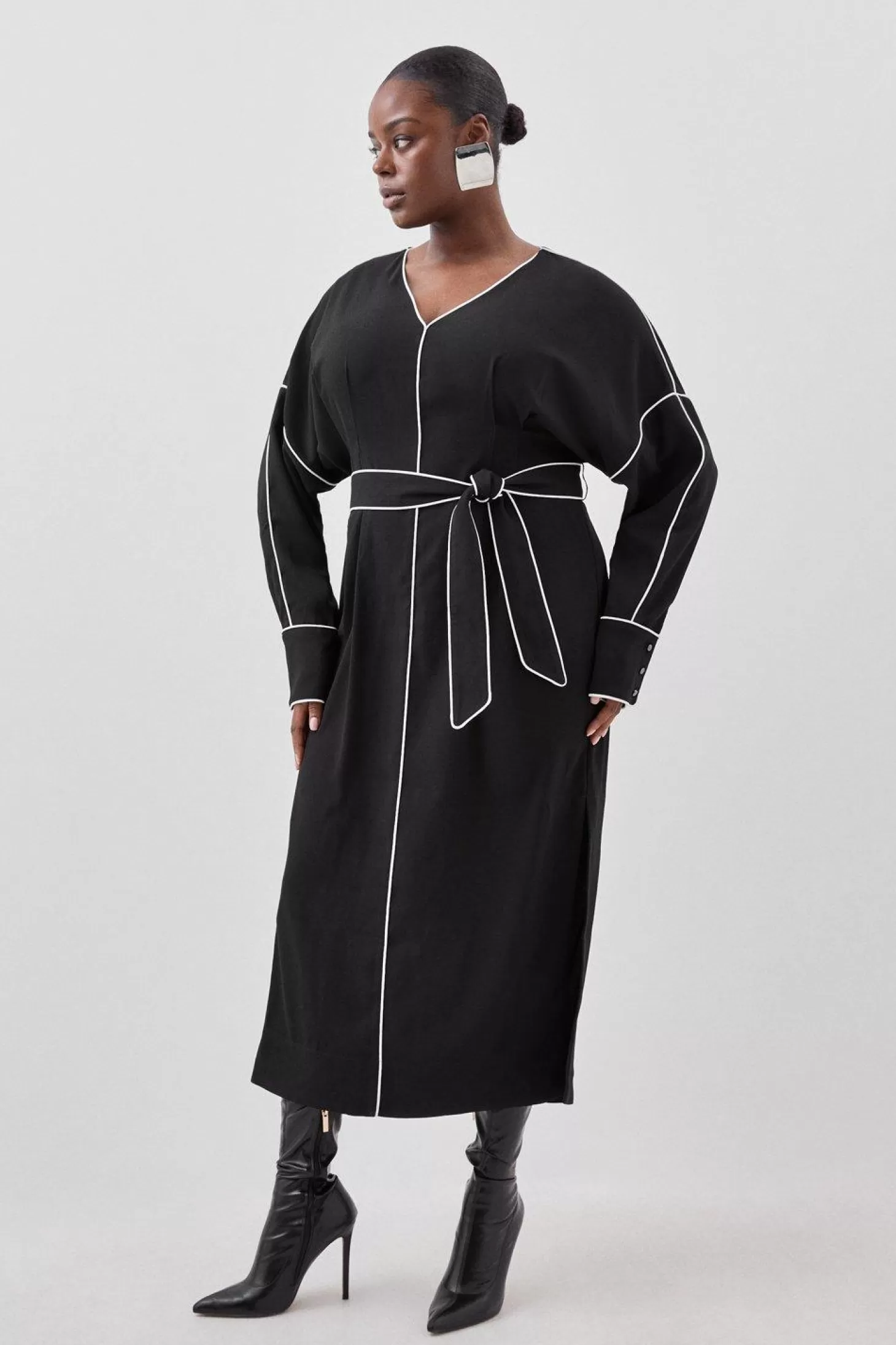 Karen Millen Plus Size Mono Satin Woven Crepe Contrast Piping Maxi Dress